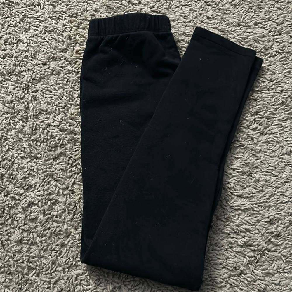 plain black leggings